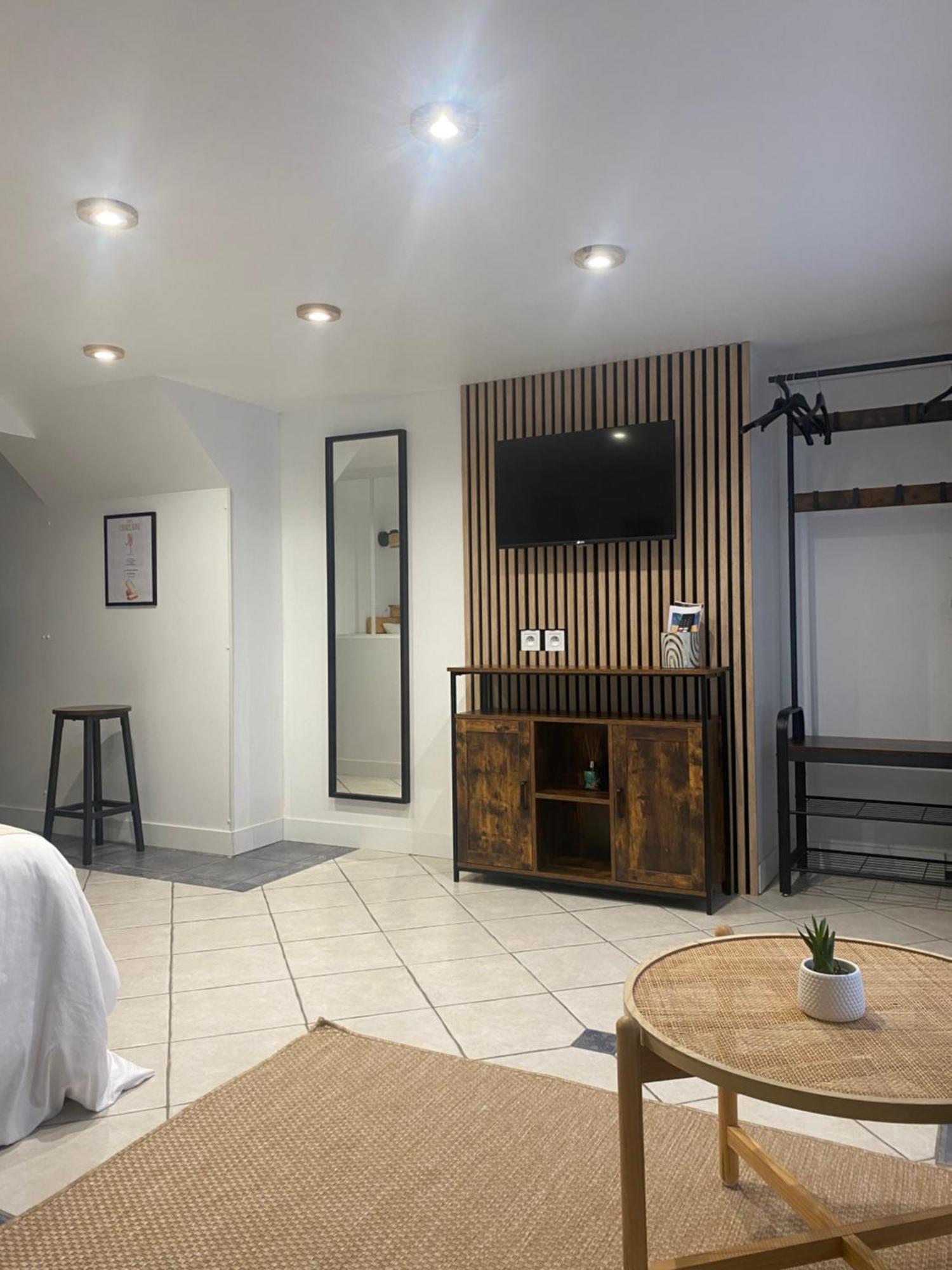Appart Studio Rdc De Maison Avec Exterieur Proche Reims Tinqueux Exteriér fotografie
